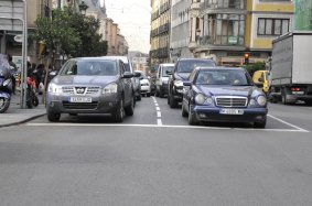 Vehículos en la calzada